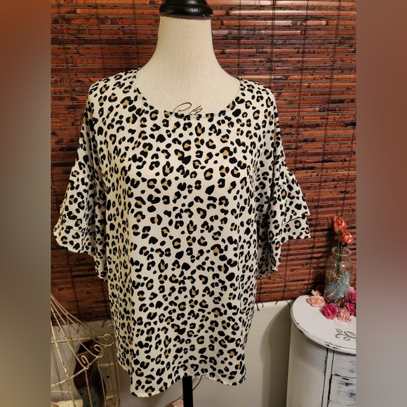 Tops - Leopard Print Women's Top
